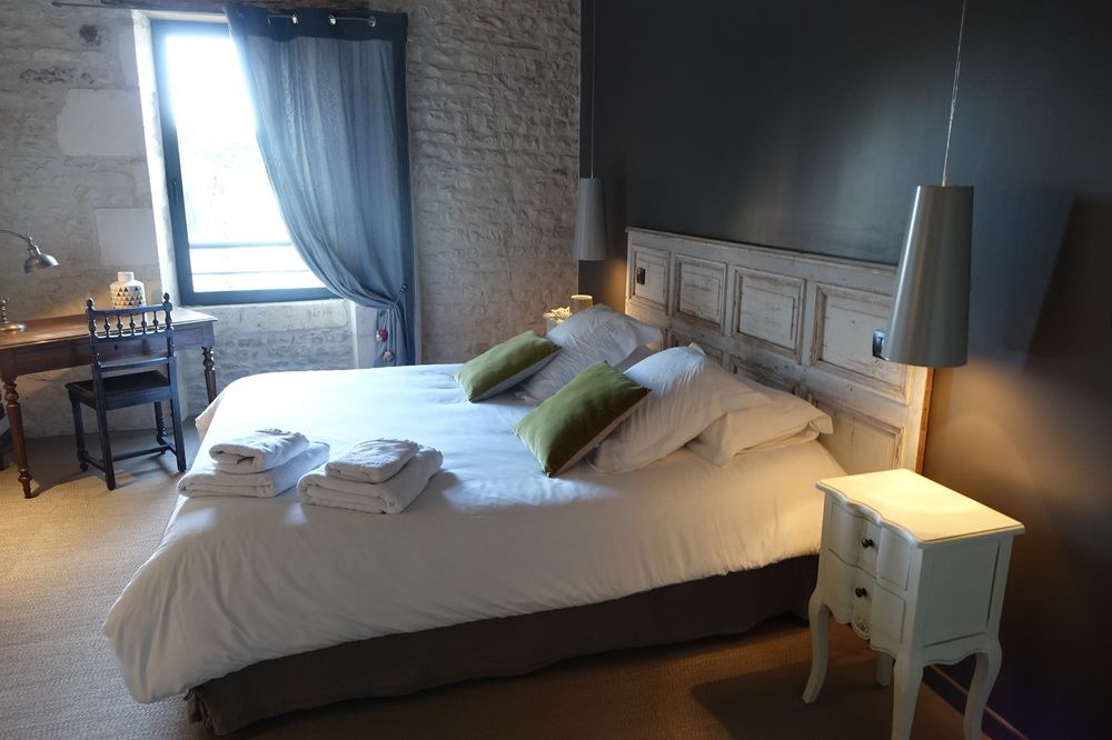 Un Banc Au Soleil Bed & Breakfast Marsilly  Ngoại thất bức ảnh