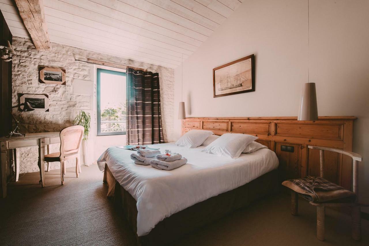 Un Banc Au Soleil Bed & Breakfast Marsilly  Ngoại thất bức ảnh